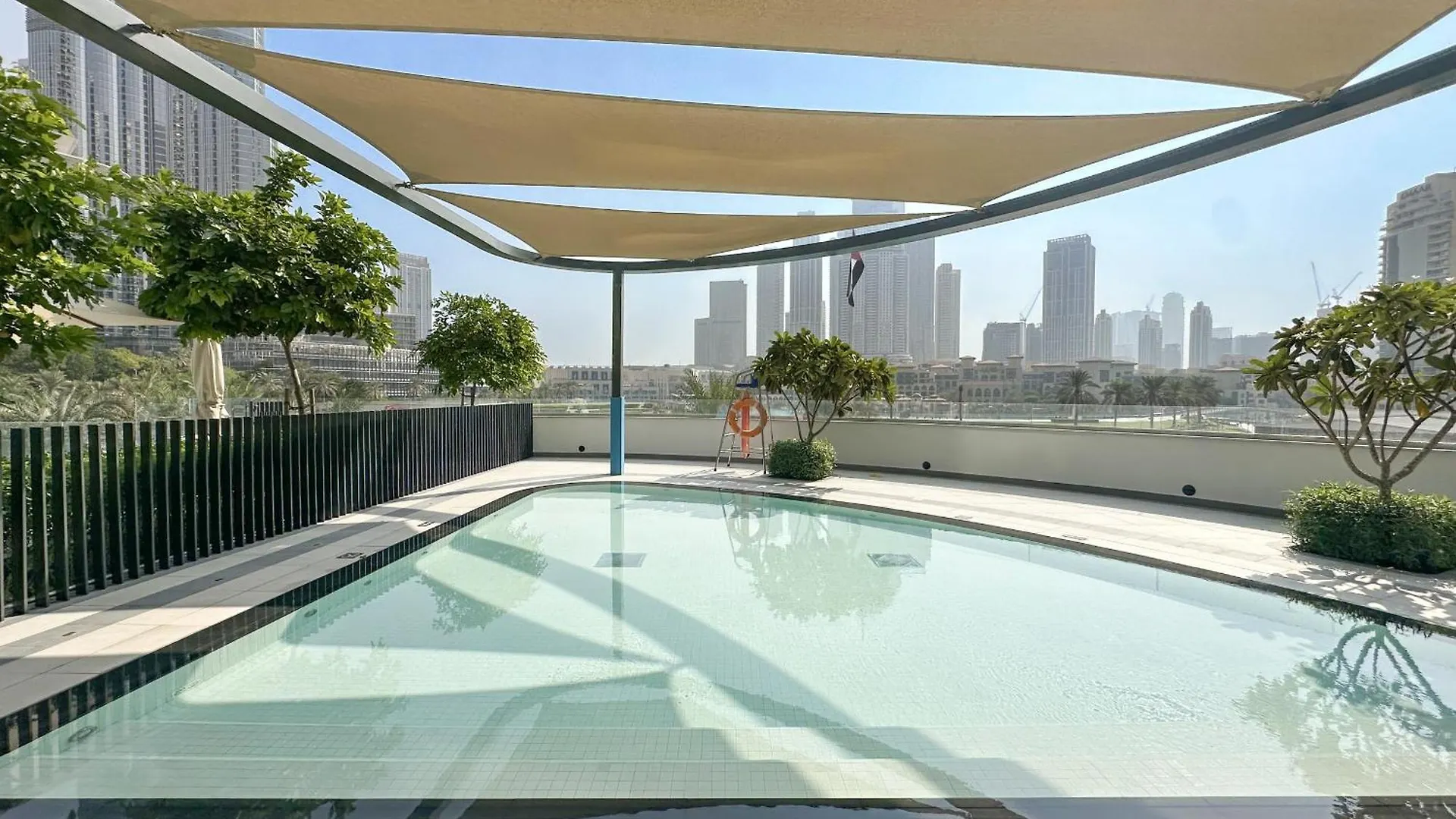Vayk - Refined & Trendy 1-Bedroom In Downtown Dubai 0*,